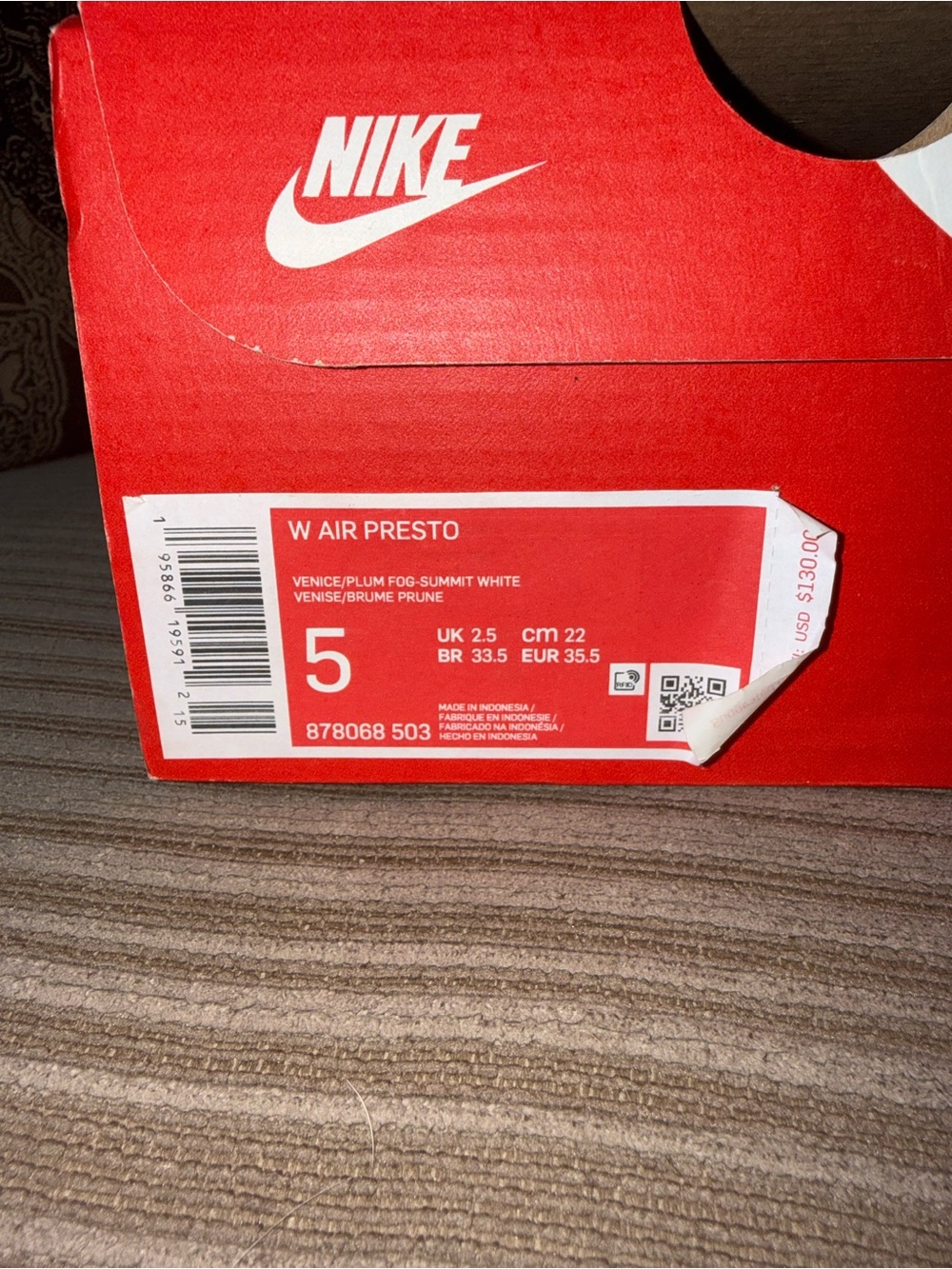Nike Women’s Air Presto Pale Pink and White Athletic Sneakers - Picture 4 of 4